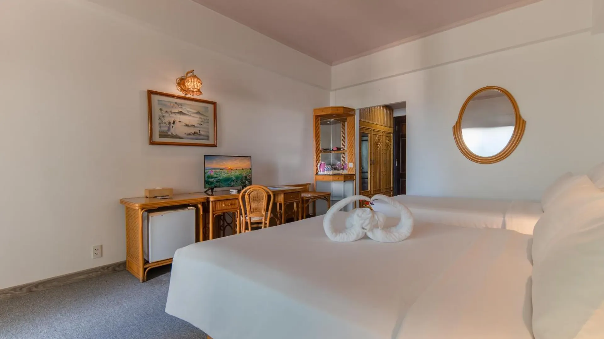*** Hotel Green Nha Trang Vietnam