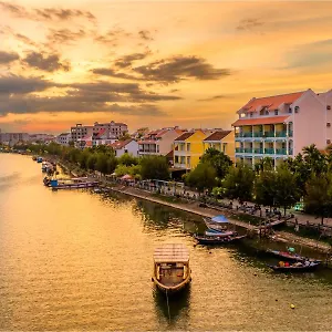 **** Hotel Lantana Riverside Boutique & Vietnam